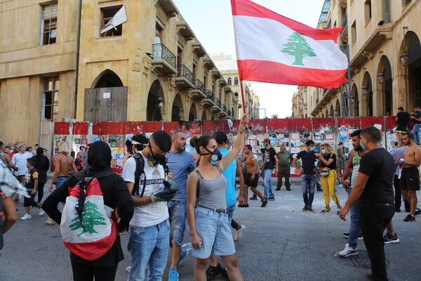 Παραιτήθηκε η κυβέρνηση του Λιβάνου