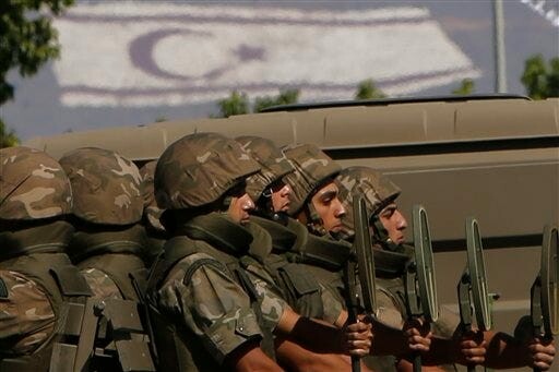 ΥΠΟΙΚ: Ισόβια σύνταξη 200 ευρώ σε στρατιώτες που υπηρέτησαν στη Ζώνη Πρόσω στην Κύπρο