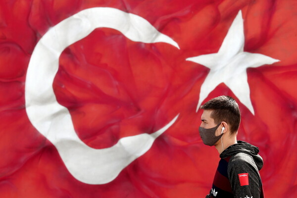 Τουρκία: «Πέρασε» νόμος που ενισχύει τον έλεγχο των αρχών στα social media