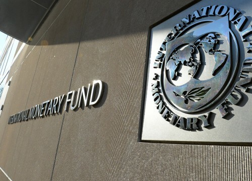 Πρόβλεψη ΔΝΤ για Ελλάδα: Πρωτογενές πλεόνασμα 3,3% για το 2019 και 2,6% για το 2020
