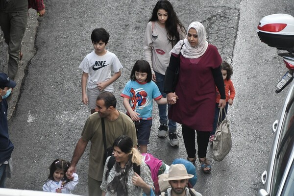 Εξάρχεια: Πάνω από 130 αλλοδαποί στο κτίριο που εκκενώθηκε - Ανάμεσά τους πολλές οικογένειες