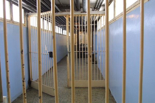 Φυλακές Αυλώνα: Άγρια συμπλοκή κρατουμένων