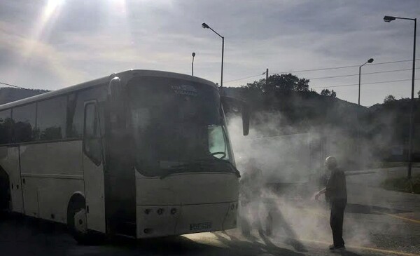 Έδεσσα: Λεωφορείο των ΚΤΕΛ έπιασε φωτιά εν κινήσει