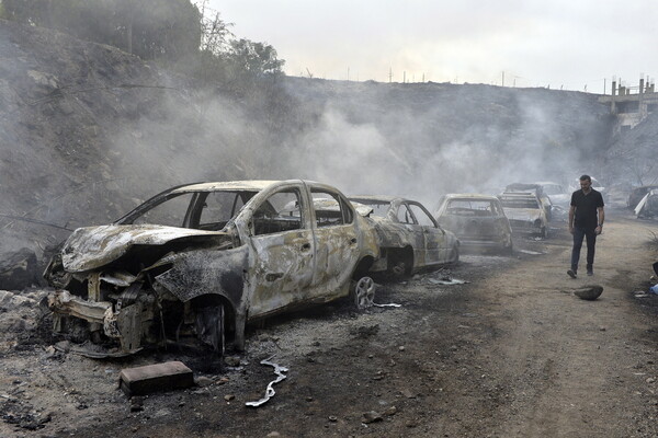 Μαίνονται οι καταστροφικές πυρκαγιές σε Λίβανο και Συρία - Η Ελλάδα έστειλε δύο καναντέρ