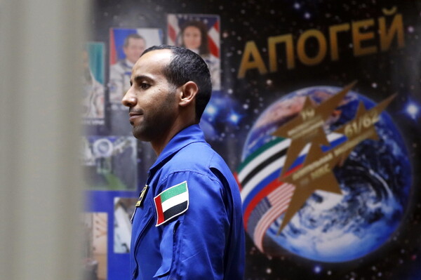 Ιστορική στιγμή για τον αραβικό κόσμο: Στον Διεθνή Διαστημικό Σταθμό ο πρώτος αστροναύτης από τα ΗΑΕ