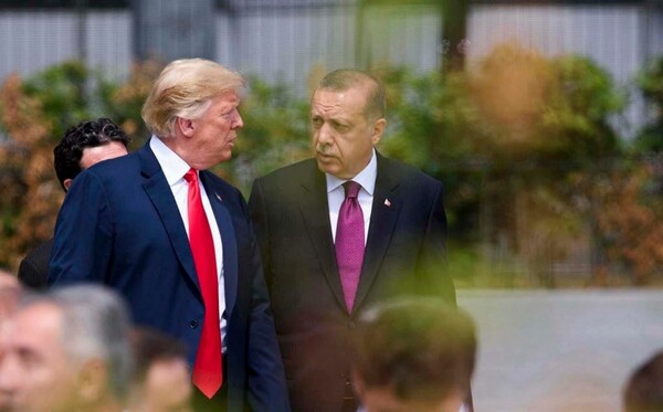 Οι κυρώσεις του Τραμπ στην Τουρκία - Με τηλεφώνημα στον Ερντογάν απαίτησε τερματισμό της επίθεσης στη Συρία