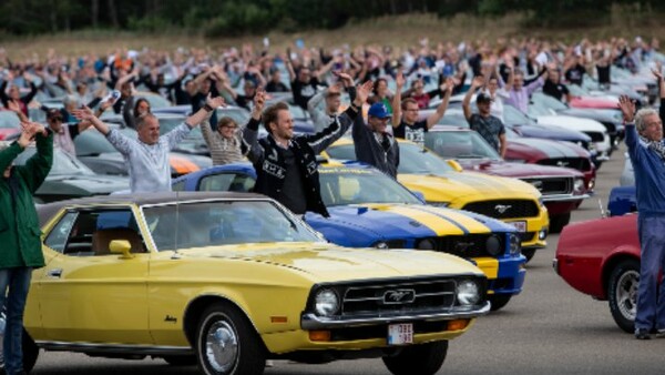 Βέλγιο: 1.326 Mustang έκαναν νέο παγκόσμιο «ρεκόρ» σε πίστα της Ford