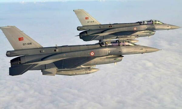 Πριν από λίγο τουρκικά F-16, εισήλθαν στο FIR Αθηνών και πέταξαν πάνω από Παναγιά και Οινούσες