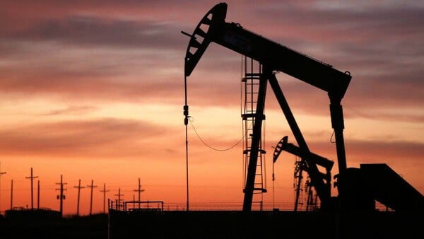 Σε πτώση οι τιμές του πετρελαίου σήμερα μετά το χθεσινό «ράλι»