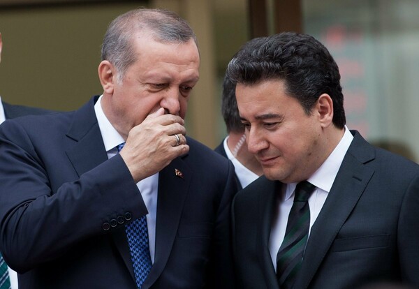 Τουρκία: Πρώην αντιπρόεδρος του Ερντογάν ιδρύει νέο κόμμα