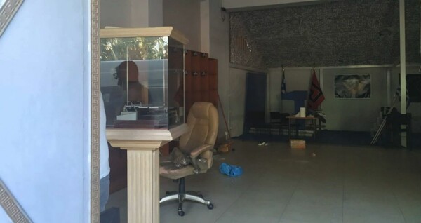 Χρυσή Αυγή: Έκλεισαν τα κεντρικά γραφεία στη λεωφόρο Μεσογείων - Άδειο πλέον το ορμητήριο της φασιστικής οργάνωσης