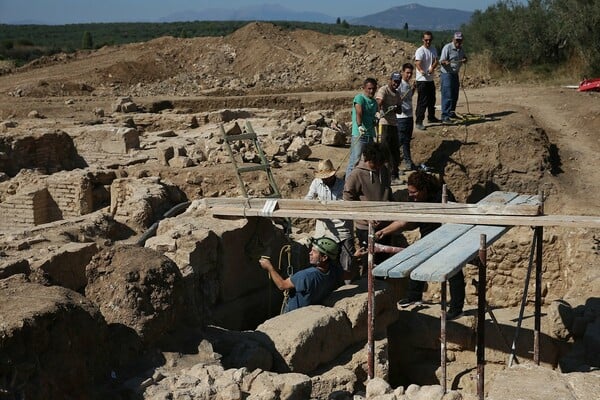 Αρχαία Τενέα: Νέα εντυπωσιακά ευρήματα στην πόλη που ανέθρεψε τον Οιδίποδα