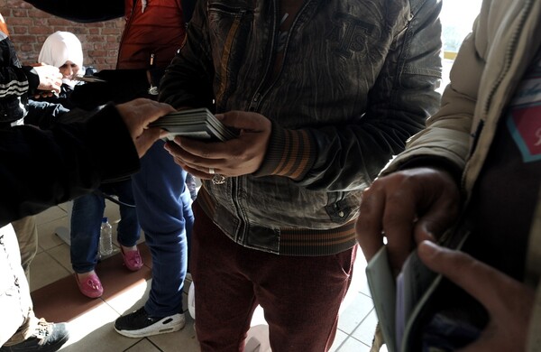 ΕΛ.ΑΣ.: Σε επιφυλακή για 4.000 τζιχαντιστές με ευρωπαϊκό διαβατήριο