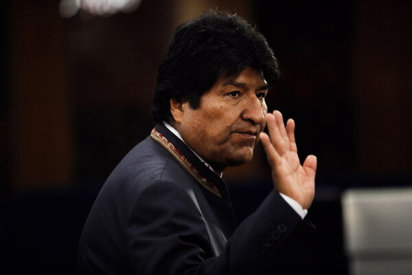 Εξελίξεις στη Βολιβία: Παραιτήθηκε ο πρόεδρος Έβο Μοράλες