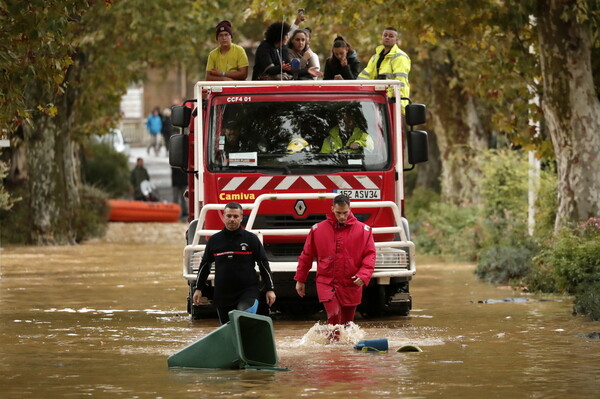 Γαλλία: Ζημιές στο σιδηροδρομικό δίκτυο από πλημμύρες - Διακοπή δρομολογίων με Ισπανία