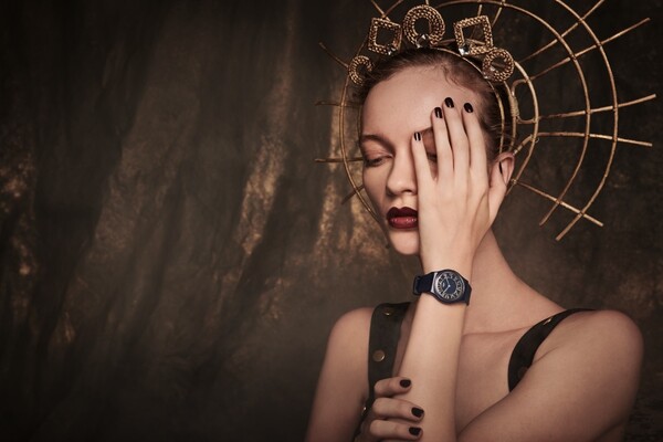 Η Swatch παρουσιάζει τη θεματική ενότητα Knightliness