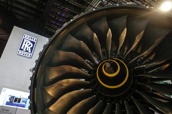 Rolls-Royce: Απώλειες ρεκόρ ύψους 5,4 δισ. λιρών - Από την κρίση στις αερομεταφορές