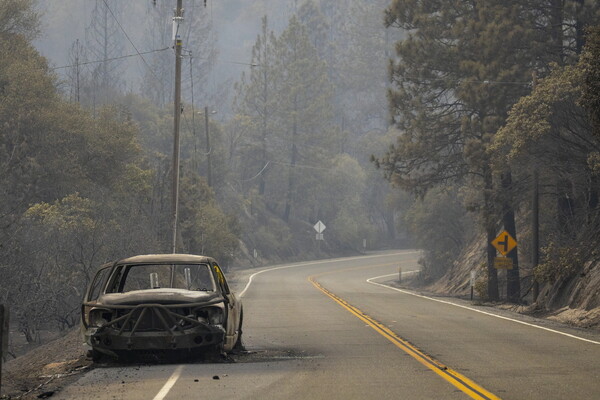 ΗΠΑ: Τουλάχιστον 24 νεκροί από πυρκαγιές - Μαζική εκκένωση 500.000 κατοίκων από τις εστίες τους [ΦΩΤΟΓΡΑΦΙΕΣ]