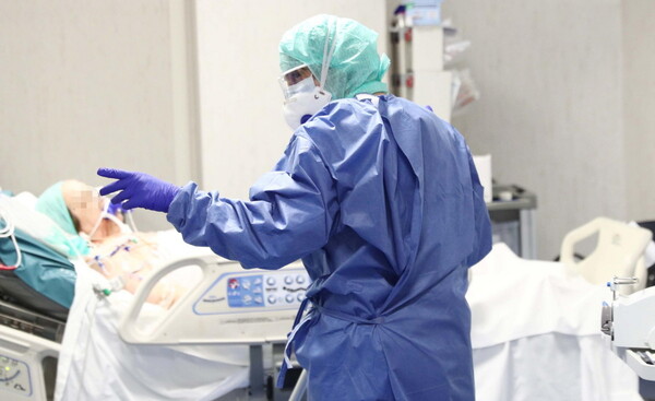 Παγώνη: Εκκενώνονται κρεβάτια ΜΕΘ για να δεχτούν ασθενείς με κορωνοϊό