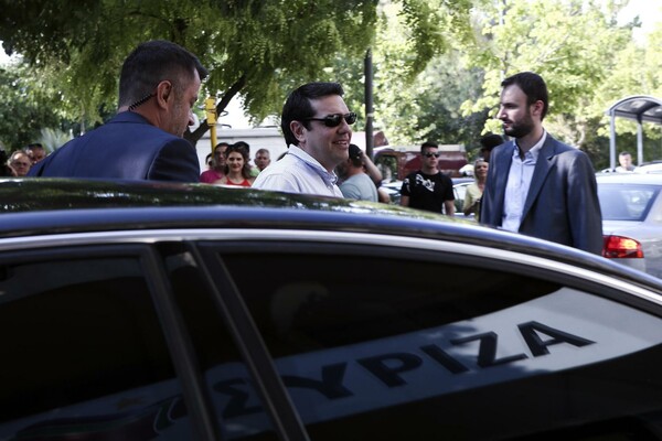 Έκτακτο συνέδριο του ΣΥΡΙΖΑ ζήτησε ο Αλέξης Τσίπρας