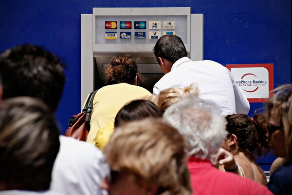 Λούκα Κατσέλη: Εφικτή η άρση των capital controls έως το τέλος του 2015