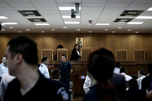 Δίκη Χρυσής Αυγής: Την αποβολή της πολιτικής αγωγής ζητούν οι κατηγορούμενοι