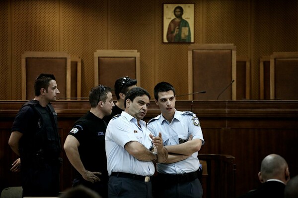 Χωρίς κάμερες η δίκη της Χρυσής Αυγής