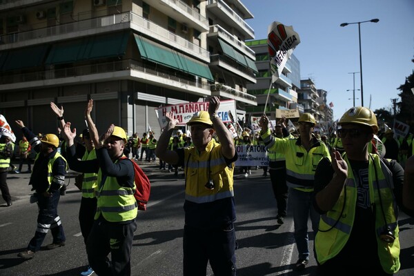 Xιλιάδες μεταλλωρύχοι στη Μεσογείων