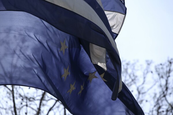 Reuters: Το ελληνικό σχέδιο δεν περιλαμβάνει παραχωρήσεις σε εργασιακά και ασφαλιστικό