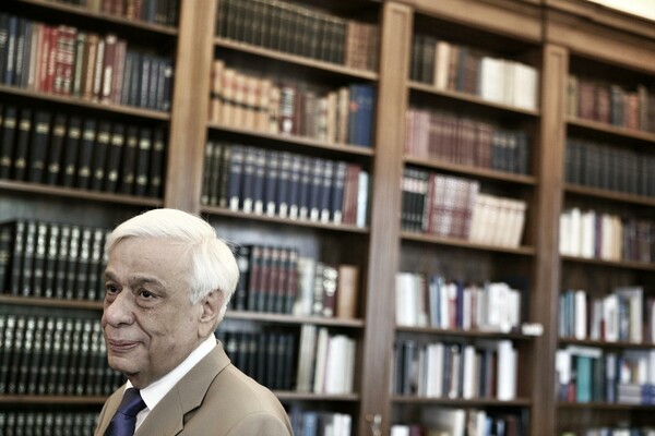 Παυλόπουλος: Οι Έλληνες γιατροί έχουν ξεπεράσει τον εαυτό τους στο μεταναστευτικό