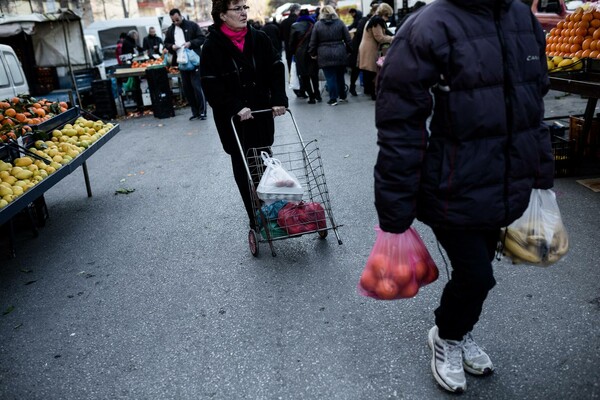 Εφοριακός δέχτηκε επίθεση σε λαϊκή