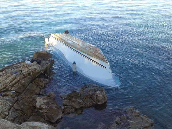 Συνελήφθησαν δύο ακόμη άτομα για την υπόθεση του ναυαγίου στην Πάλαιρο