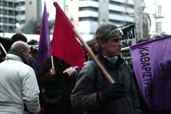 Η πρώτη πορεία επί νέας κυβέρνησης - χωρίς αστυνομία!