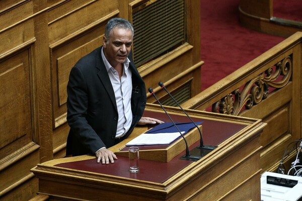 Σκουρλέτης: Δεν θα ιδιωτικοποιηθεί ο ΑΔΜΗΕ