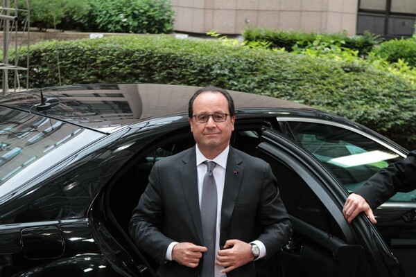 Ο Φρανσουά Ολάντ επίτιμος διδάκτορας του Πανεπιστημίου Αθηνών