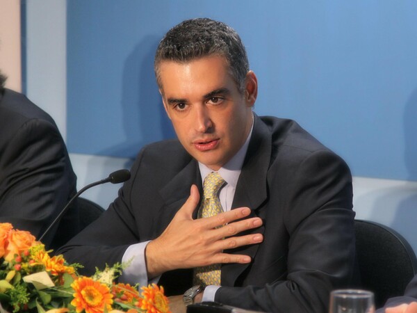 Υποψηφιότητα για την Αθήνα ανακοινώνει ο Σπηλιωτόπουλος