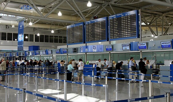 Κλειστά λόγω προβλημάτων το βράδυ αεροδρόμια σε νησιά