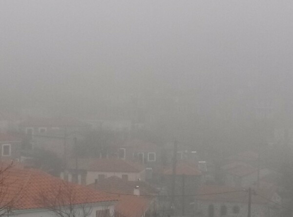 Υψηλές θερμοκρασίες και ομίχλη