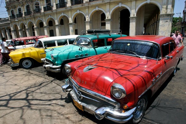 Απελευθερώθηκε η αγοραπωλησία αυτοκινήτων στην Κούβα