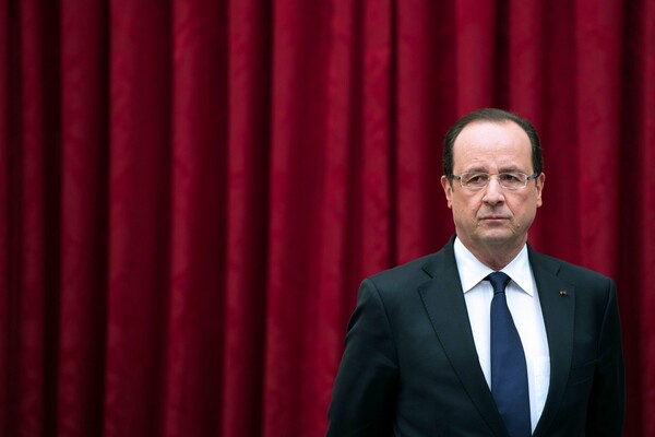 Ολάντ: Η Γαλλία είναι «σε ετοιμότητα για να τιμωρήσει αυτούς που έριξαν αέρια σε αθώους»