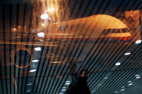 Mέσω κομπιούτερ η αλλαγή πορείας του αγνοούμενου Boeing