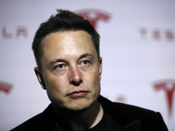 Ο Elon Musk θέλει να ρίξει πυρηνικά στον πλανήτη Άρη