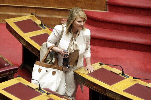 "Δείξτε μας εσείς τι έχετε"