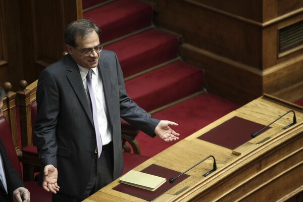Ο Χαρδούβελης διέψευσε τον Σαμαρά