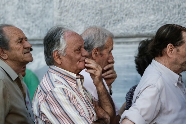 Κρυφή «βόμβα» 8 δισεκ. στο ασφαλιστικό