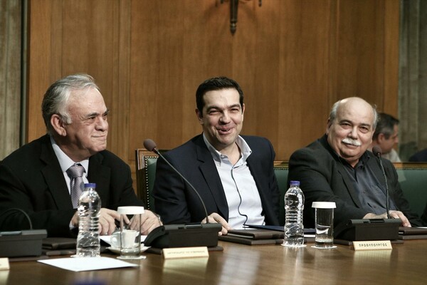 Αποσύρεται η πρόταση για αύξηση της εισφοράς στις συντάξεις