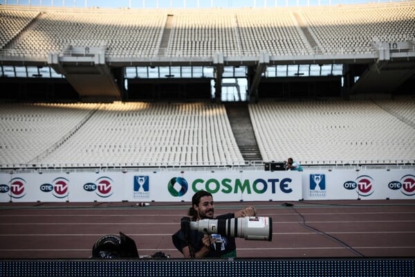 Η ΑΕΚ στον θρόνο με 2-1 επί του Ολυμπιακού - σε ένα άδειο ΟΑΚΑ