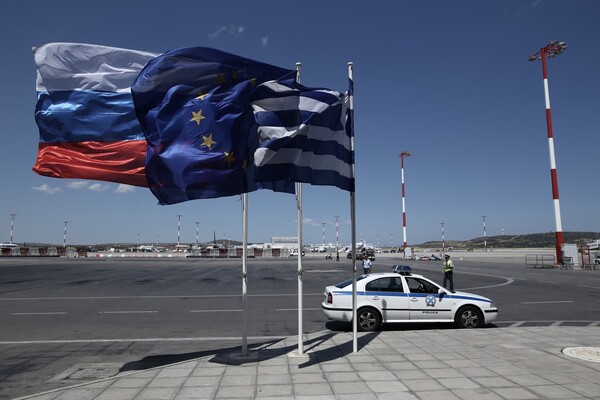Καρέ - καρέ η επίσκεψη του Πούτιν στην Αθήνα