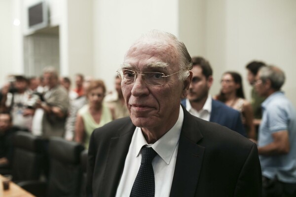 Λεβέντης: O Σύριζα επαναστάτησε για το "μαύρο" της ΕΡΤ και ρίχνει "μαύρο" στα 4 από τα 8 κανάλια
