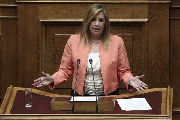 Θετική η Γεννηματά σε απλή αναλογική, ψήφο από τα 17 και μείωση του μπόνους για το πρώτο κόμμα